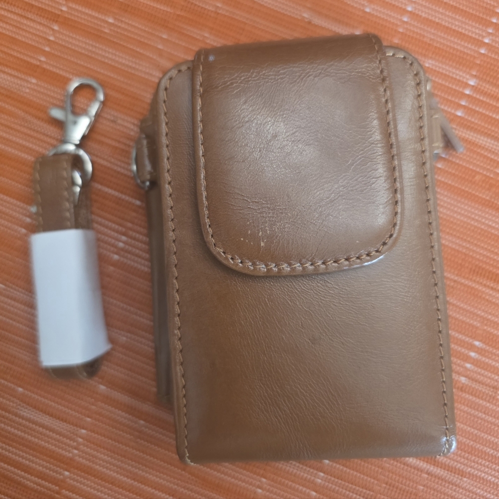 WALLETBE by Dimo Gear, Handcrafted Leather Functional Wallet, Women’s